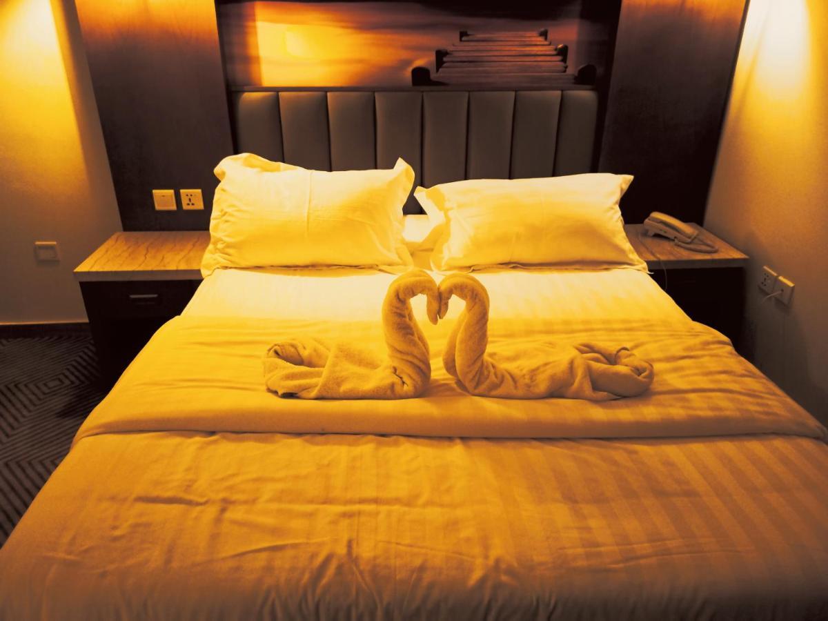 Taraf Yanbu 2 Aparthotel Екстериор снимка