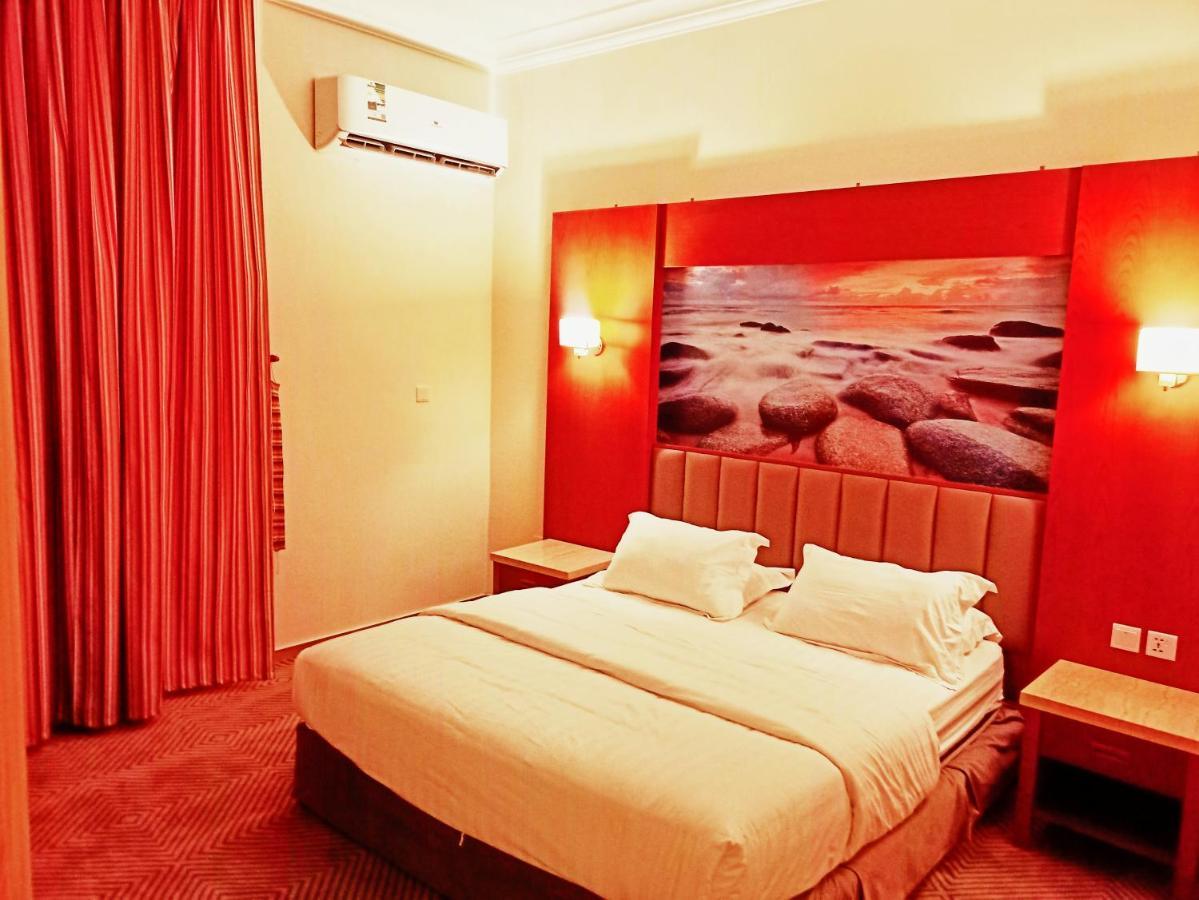 Taraf Yanbu 2 Aparthotel Екстериор снимка