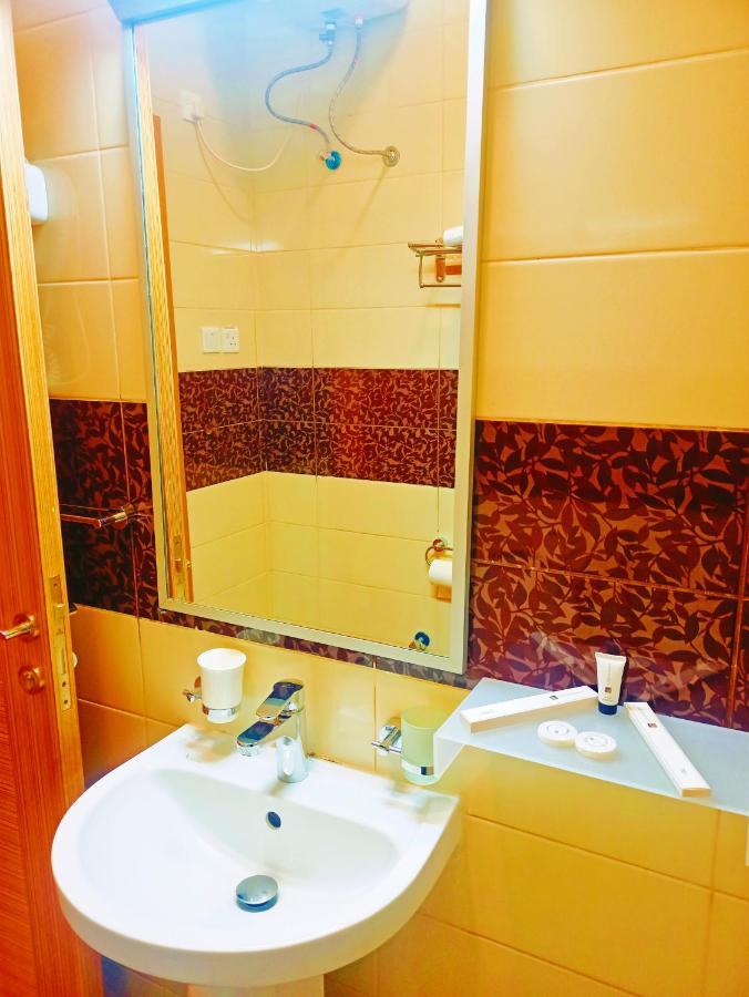 Taraf Yanbu 2 Aparthotel Екстериор снимка