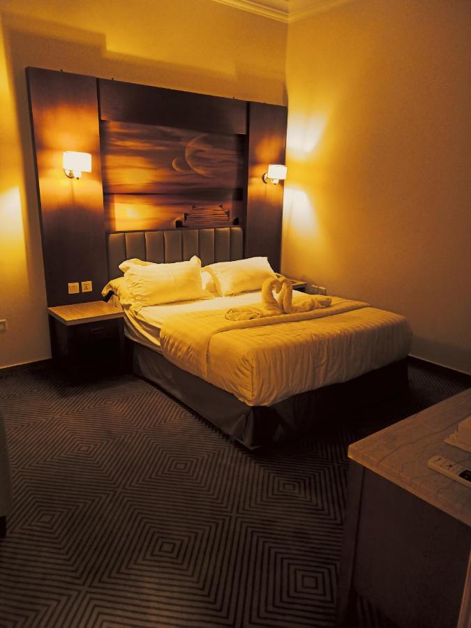 Taraf Yanbu 2 Aparthotel Екстериор снимка