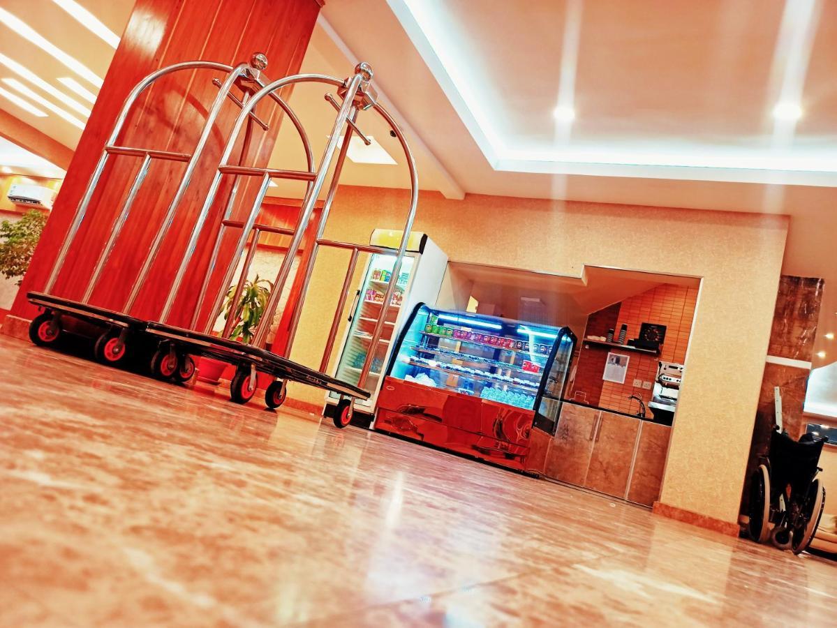 Taraf Yanbu 2 Aparthotel Екстериор снимка