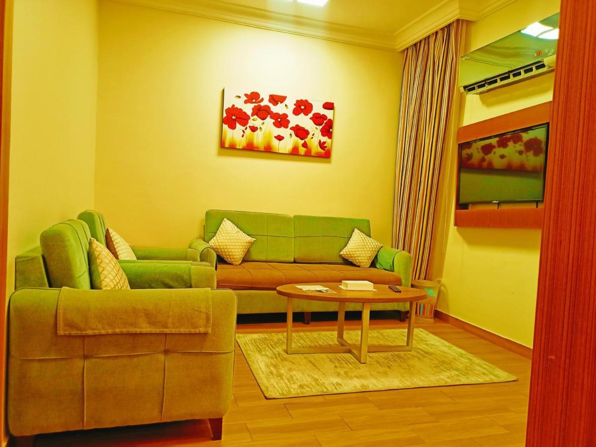 Taraf Yanbu 2 Aparthotel Екстериор снимка
